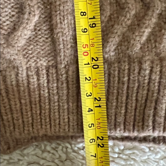 Pomandere Women's Tan Sweater Vest - Picture 7 of 7